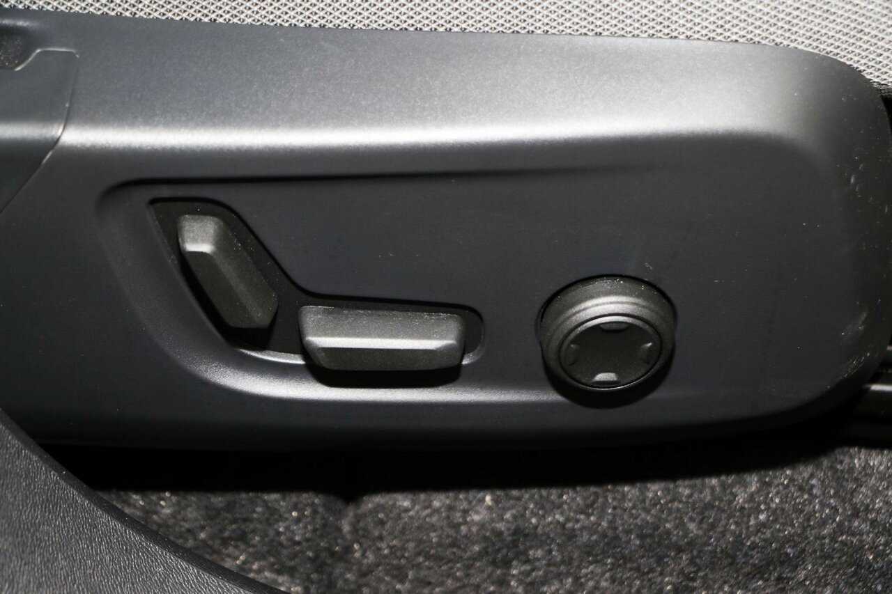 Volvo  C40 Recharge Ultimate, Twin Motor, Electric