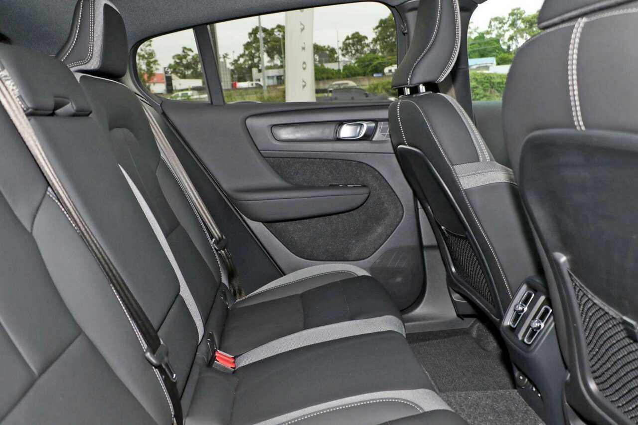 Volvo  C40 Recharge Ultimate, Twin Motor, Electric