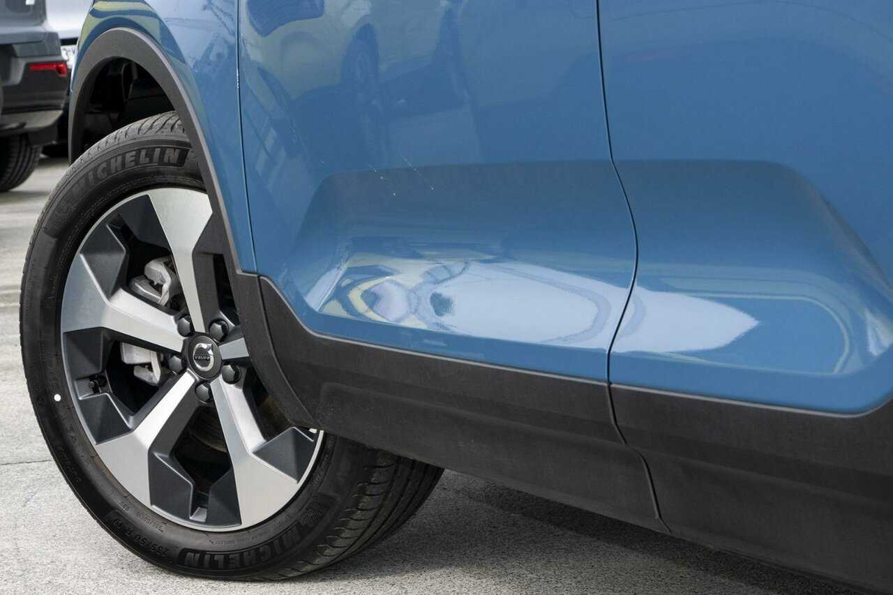 Volvo  XC40 Ultimate, B4 Mild Hybrid, Petrol, Bright