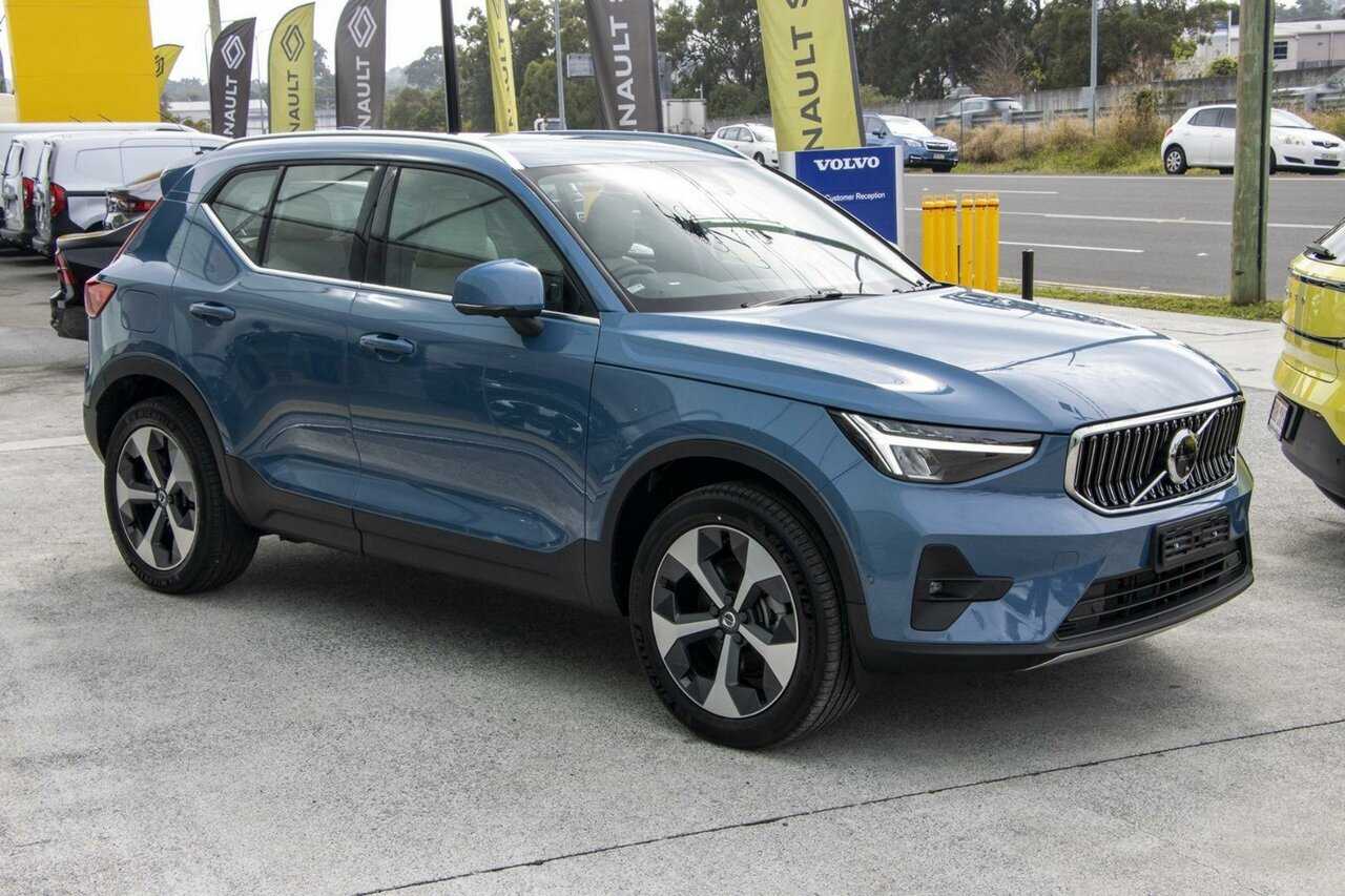 Volvo  XC40 Ultimate, B4 Mild Hybrid, Petrol, Bright