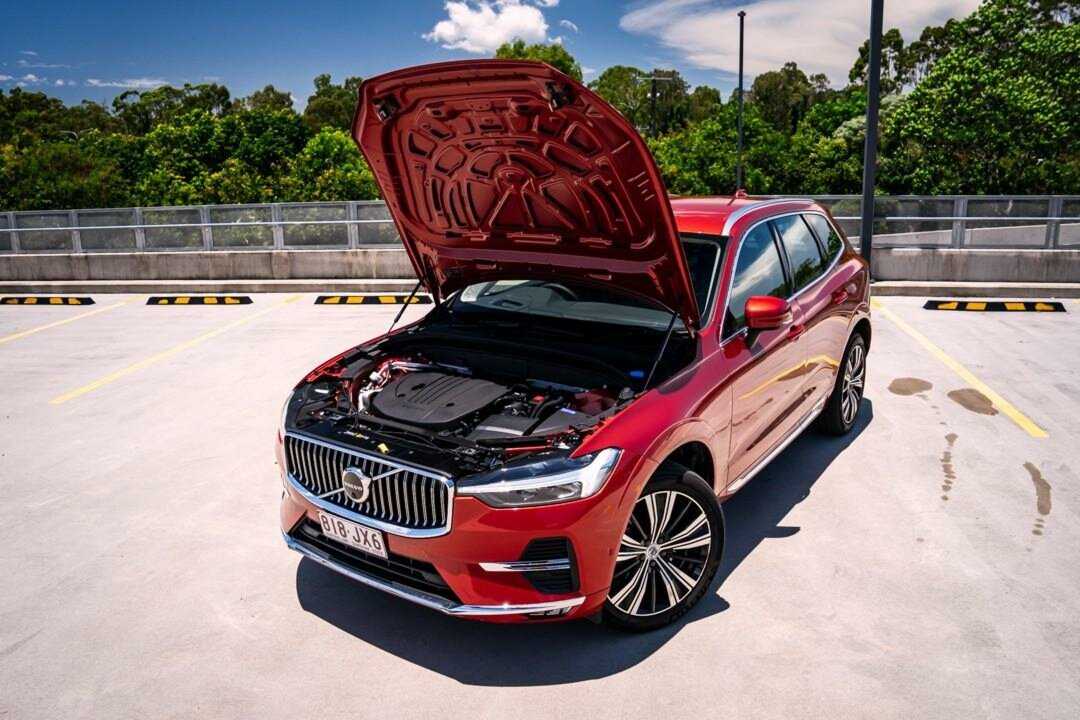Volvo  XC60 Ultimate, B5 Mild Hybrid, Petrol, Bright