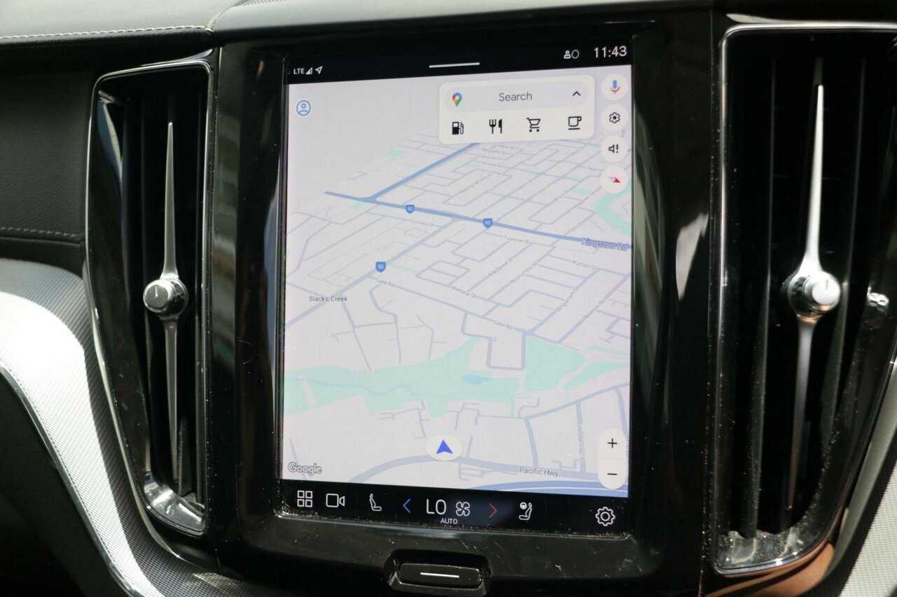 Volvo  XC60 Ultimate, B5 Mild Hybrid, Petrol, Bright
