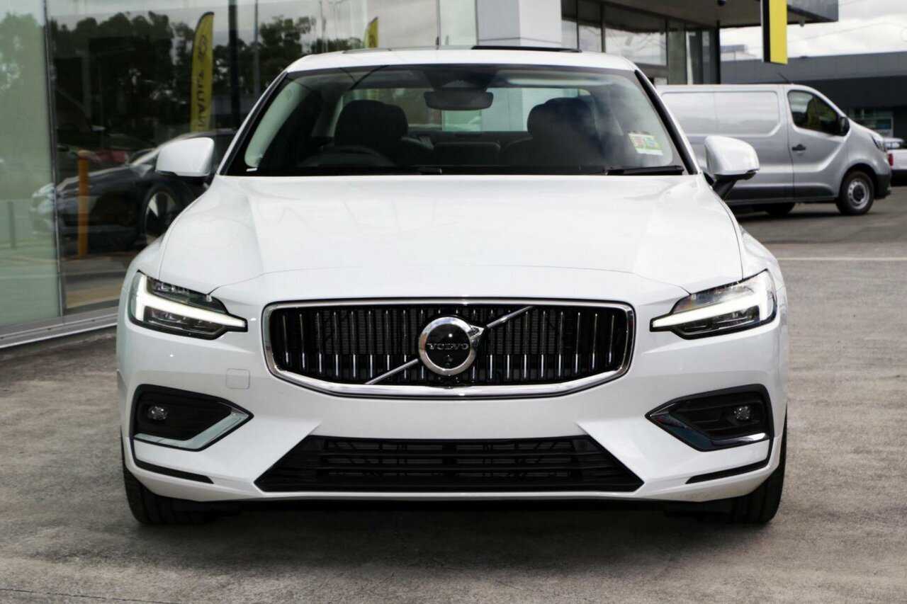 Volvo  S60 Ultra, B5 AWD Mild hybrid, Petrol, Bright
