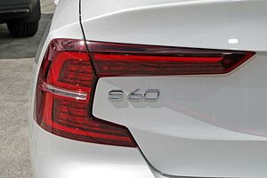 Volvo  S60 Ultra, B5 AWD Mild hybrid, Petrol, Bright