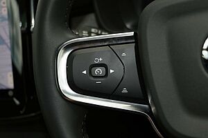 Volvo  XC40 Ultimate, B4 AWD Mild hybrid, Petrol, Bright