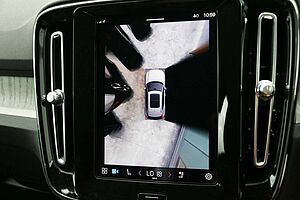 Volvo  XC40 Ultimate, B4 AWD Mild hybrid, Petrol, Bright