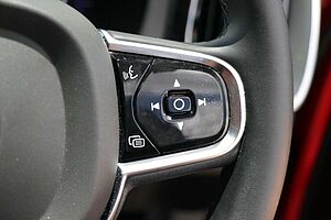 Volvo  XC60 Ultimate, B5 Mild Hybrid, Petrol, Bright