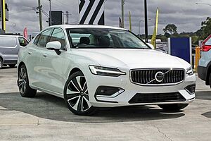 Volvo  S60 Ultra, B5 AWD Mild hybrid, Petrol, Bright
