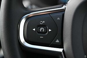 Volvo  XC60 Plus, B5 AWD Mild hybrid, Petrol