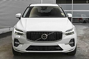 Volvo  XC60 Plus, B5 AWD Mild hybrid, Petrol